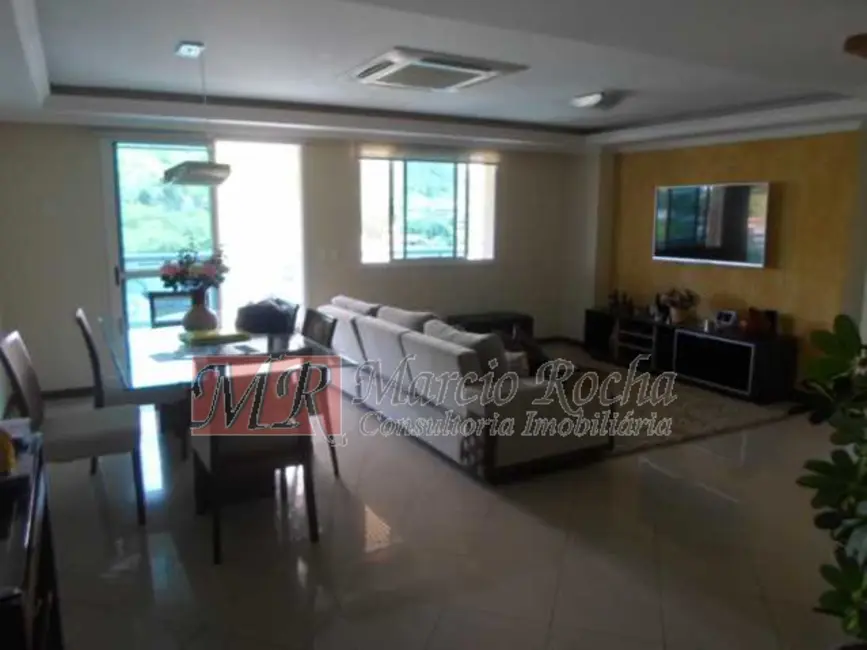 Foto 2 de Cobertura com 3 quartos à venda, 200m2 em Rio De Janeiro - RJ