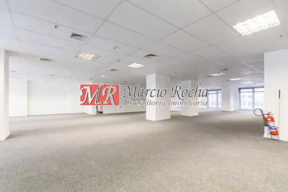 Foto 1 de Sala Comercial à venda, 675m2 em Rio De Janeiro - RJ