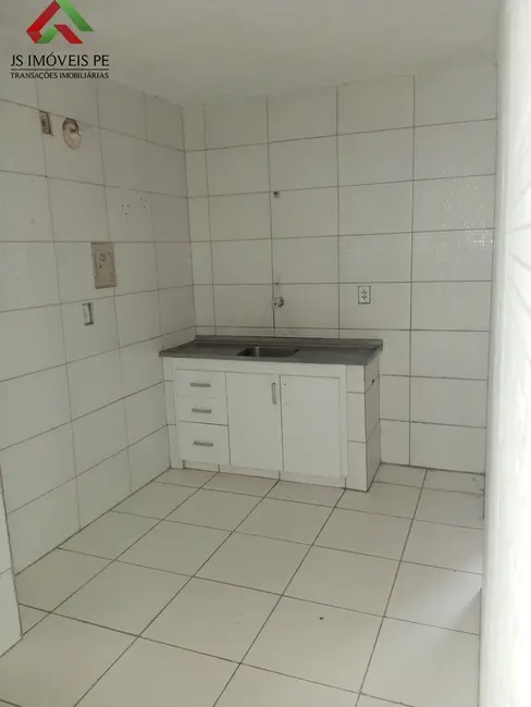 Apartamento com 3 quartos para alugar, 70m2 em Candeias, Jaboatao Dos Guararapes - PE - imagem 5 Foto 5 de Apartamento com 3 quartos para alugar, 70m2 em Candeias, Jaboatao Dos Guararapes - PE