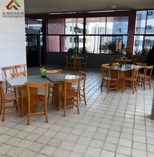 Apartamento com 2 quartos à venda, 65m2 em Boa Viagem, Recife - PE - imagem 4 Foto 4 de Apartamento com 2 quartos à venda, 65m2 em Boa Viagem, Recife - PE