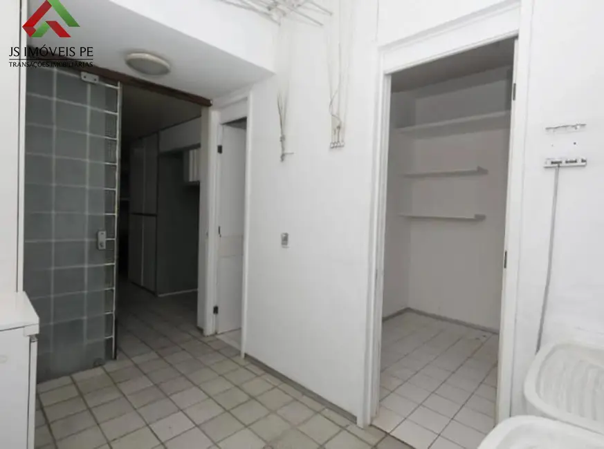Apartamento com 4 quartos para alugar, 230m2 em Piedade, Jaboatao Dos Guararapes - PE - imagem 6 Foto 6 de Apartamento com 4 quartos para alugar, 230m2 em Piedade, Jaboatao Dos Guararapes - PE