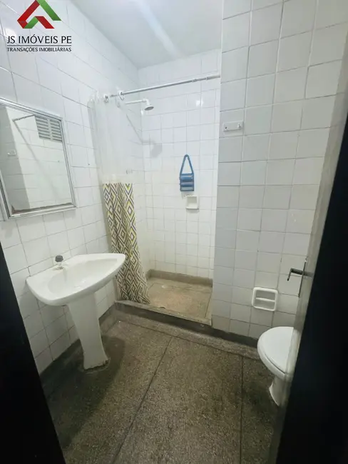Foto 2 de Apartamento com 2 quartos à venda, 65m2 em Madalena, Recife - PE