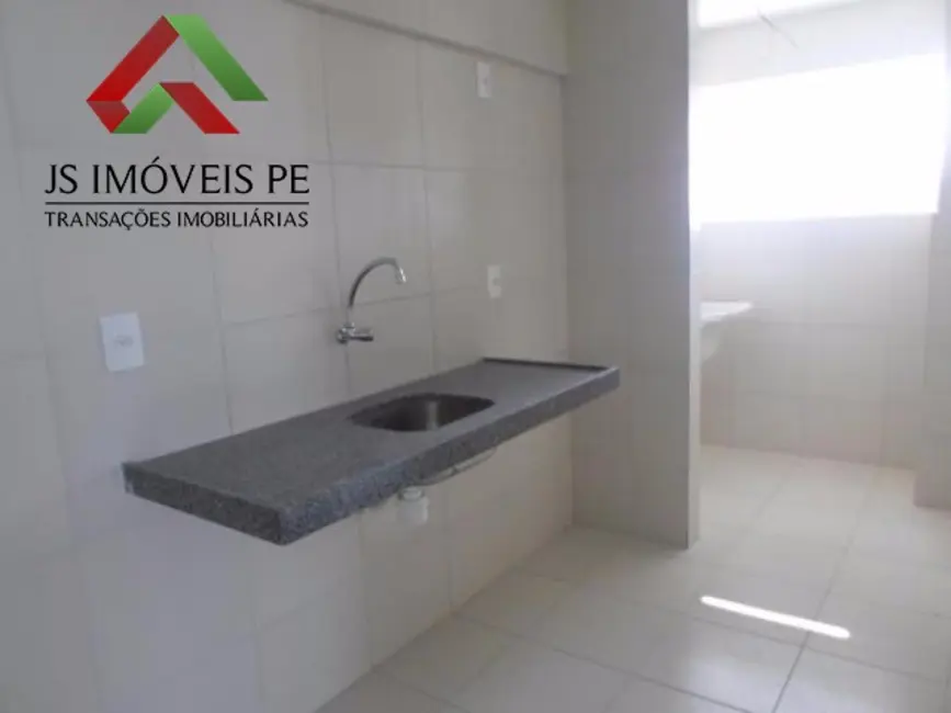 Foto 5 de Apartamento à venda, 60m2 em Torre, Recife - PE