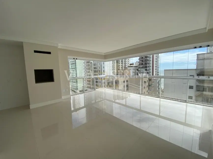 Apartamento com 3 quartos à venda, 142m2 em Centro, Balneario Camboriu - SC - imagem 3 Foto 3 de Apartamento com 3 quartos à venda, 142m2 em Centro, Balneario Camboriu - SC