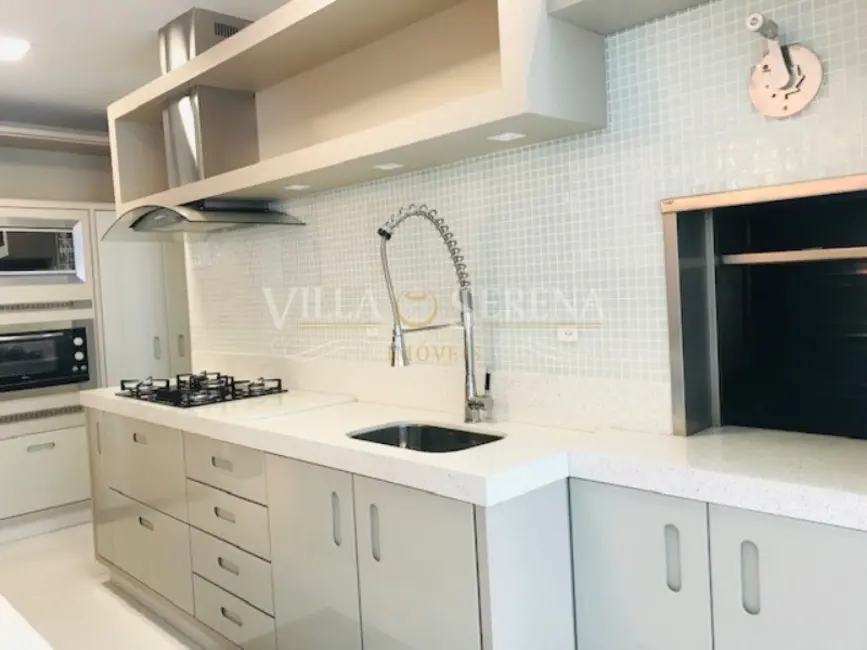 Apartamento com 4 quartos à venda, 142m2 em Pioneiros, Balneario Camboriu - SC - imagem 8 Foto 8 de Apartamento com 4 quartos à venda, 142m2 em Pioneiros, Balneario Camboriu - SC