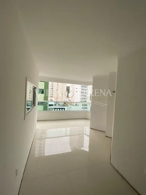 Foto 6 de Apartamento com 3 quartos à venda, 150m2 em Pioneiros, Balneario Camboriu - SC