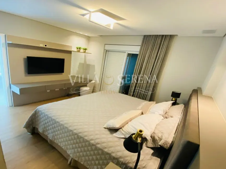 Apartamento com 4 quartos à venda, 196m2 em Centro, Balneario Camboriu - SC - imagem 9 Foto 9 de Apartamento com 4 quartos à venda, 196m2 em Centro, Balneario Camboriu - SC