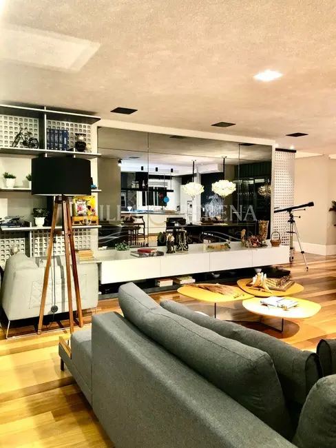 Foto 9 de Apartamento com 4 quartos à venda, 228m2 em Balneario Camboriu - SC