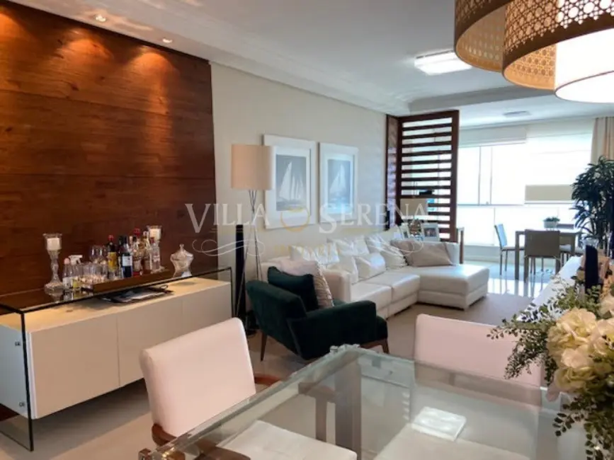 Foto 2 de Apartamento com 4 quartos à venda, 145m2 em Centro, Balneario Camboriu - SC