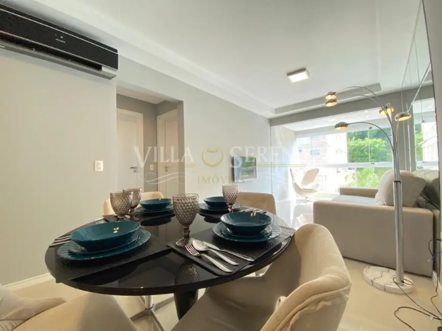 Foto 3 de Apartamento com 2 quartos à venda, 73m2 em Camboriu - SC