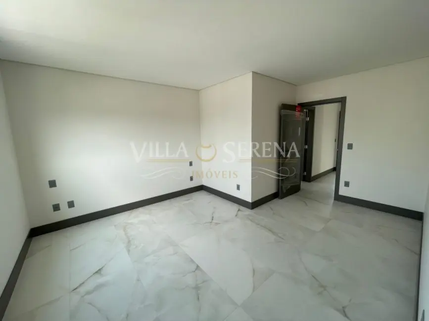 Apartamento com 3 quartos à venda, 130m2 em Centro, Balneario Camboriu - SC - imagem 9 Foto 9 de Apartamento com 3 quartos à venda, 130m2 em Centro, Balneario Camboriu - SC