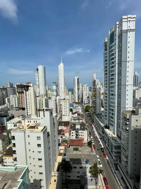 Apartamento com 3 quartos à venda, 130m2 em Centro, Balneario Camboriu - SC - imagem 6 Foto 6 de Apartamento com 3 quartos à venda, 130m2 em Centro, Balneario Camboriu - SC