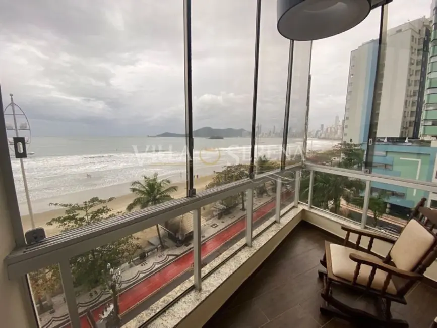 Apartamento com 4 quartos à venda, 209m2 em Centro, Balneario Camboriu - SC - imagem 3 Foto 3 de Apartamento com 4 quartos à venda, 209m2 em Centro, Balneario Camboriu - SC