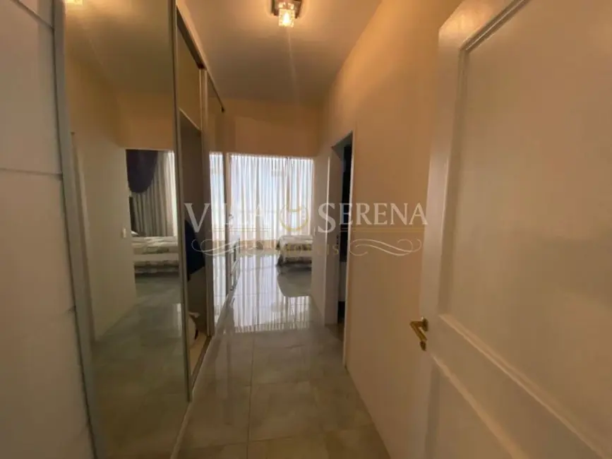 Apartamento com 4 quartos à venda, 209m2 em Centro, Balneario Camboriu - SC - imagem 4 Foto 4 de Apartamento com 4 quartos à venda, 209m2 em Centro, Balneario Camboriu - SC