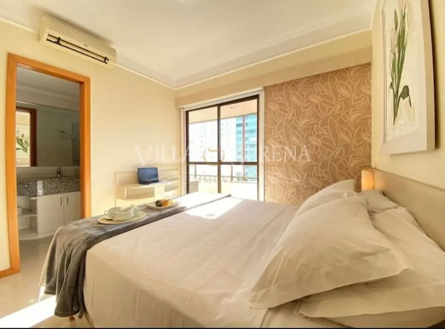 Foto 3 de Apartamento com 2 quartos à venda, 67m2 em Centro, Balneario Camboriu - SC