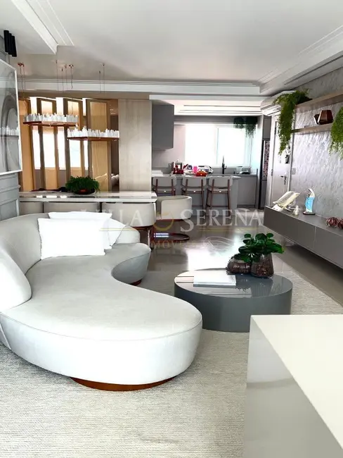 Apartamento com 3 quartos à venda, 145m2 em Centro, Balneario Camboriu - SC - imagem 4 Foto 4 de Apartamento com 3 quartos à venda, 145m2 em Centro, Balneario Camboriu - SC