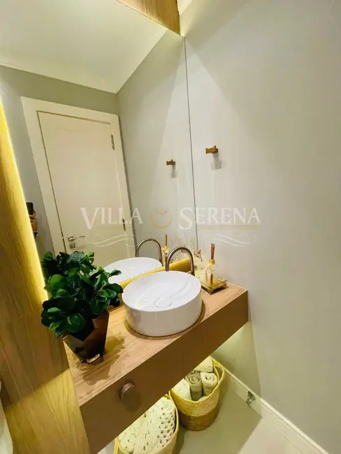 Apartamento com 3 quartos à venda, 145m2 em Centro, Balneario Camboriu - SC - imagem 8 Foto 8 de Apartamento com 3 quartos à venda, 145m2 em Centro, Balneario Camboriu - SC