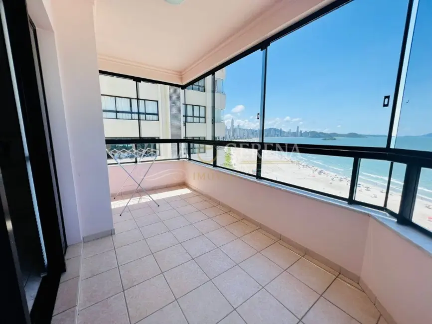 Apartamento com 3 quartos à venda, 153m2 em Centro, Balneario Camboriu - SC - imagem 6 Foto 6 de Apartamento com 3 quartos à venda, 153m2 em Centro, Balneario Camboriu - SC