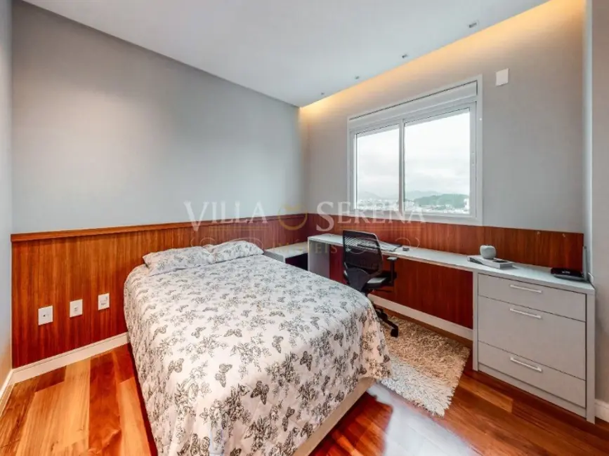 Apartamento com 3 quartos à venda, 174m2 em Centro, Balneario Camboriu - SC - imagem 8 Foto 8 de Apartamento com 3 quartos à venda, 174m2 em Centro, Balneario Camboriu - SC