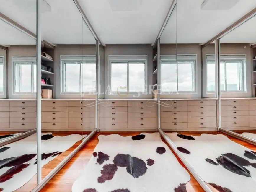 Apartamento com 3 quartos à venda, 174m2 em Centro, Balneario Camboriu - SC - imagem 4 Foto 4 de Apartamento com 3 quartos à venda, 174m2 em Centro, Balneario Camboriu - SC