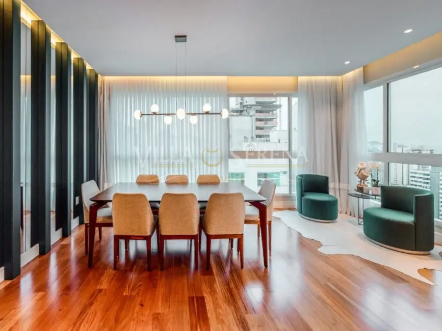 Apartamento com 3 quartos à venda, 174m2 em Centro, Balneario Camboriu - SC - imagem 5 Foto 5 de Apartamento com 3 quartos à venda, 174m2 em Centro, Balneario Camboriu - SC