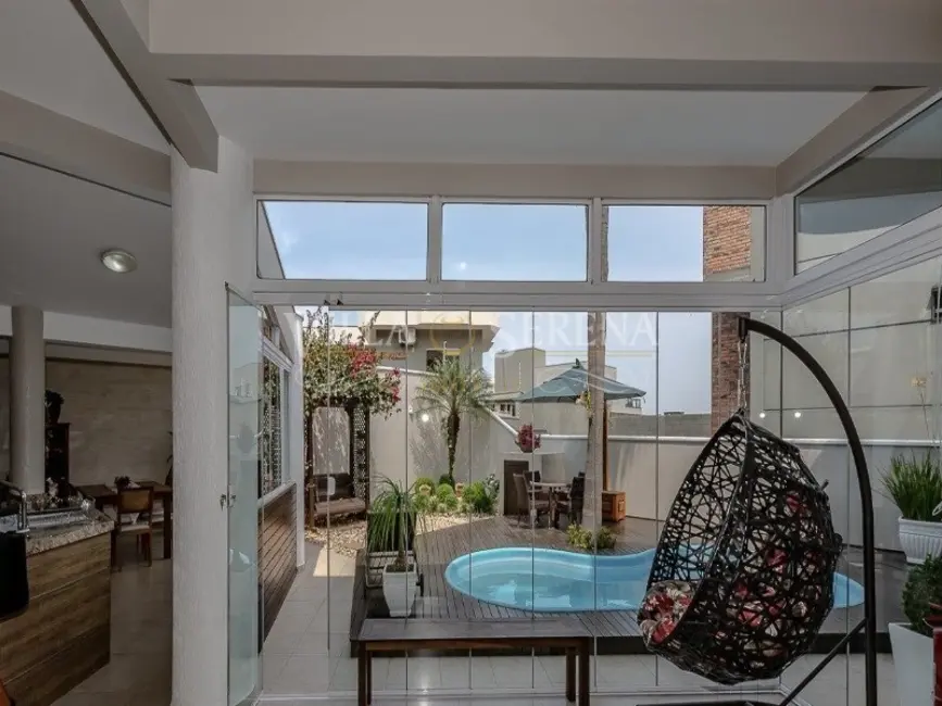 Casa com 3 quartos à venda, 304m2 em Ariribá, Balneario Camboriu - SC - imagem 9 Foto 9 de Casa com 3 quartos à venda, 304m2 em Ariribá, Balneario Camboriu - SC