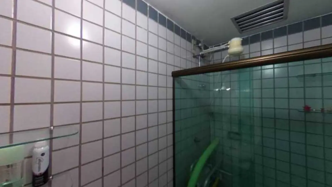 Apartamento com 2 quartos à venda, 118m2 em Centro, Cabo Frio - RJ - imagem 6 Foto 6 de Apartamento com 2 quartos à venda, 118m2 em Centro, Cabo Frio - RJ