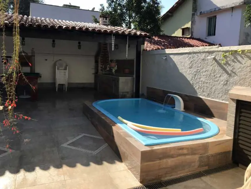 Foto 6 de Casa de Condomínio com 3 quartos à venda, 120m2 em Itaipu, Niteroi - RJ