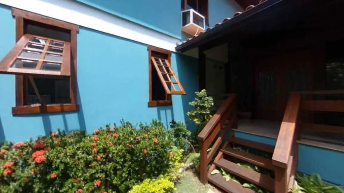 Foto 2 de Casa de Condomínio com 5 quartos à venda, 368m2 em Piratininga, Niteroi - RJ