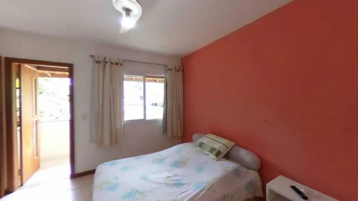 Foto 6 de Casa com 4 quartos à venda, 130m2 em Itaipu, Niteroi - RJ