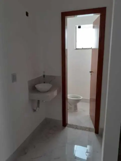 Casa de Condomínio com 3 quartos à venda, 190m2 em Itaipu, Niteroi - RJ - imagem 5 Foto 5 de Casa de Condomínio com 3 quartos à venda, 190m2 em Itaipu, Niteroi - RJ