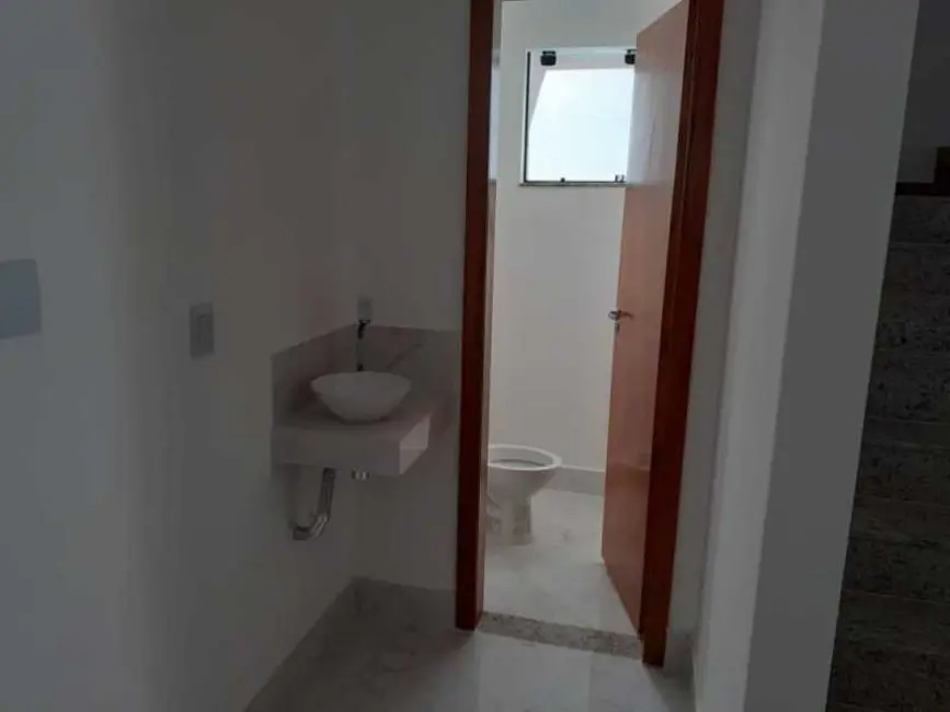 Casa de Condomínio com 3 quartos à venda, 190m2 em Itaipu, Niteroi - RJ - imagem 6 Foto 6 de Casa de Condomínio com 3 quartos à venda, 190m2 em Itaipu, Niteroi - RJ