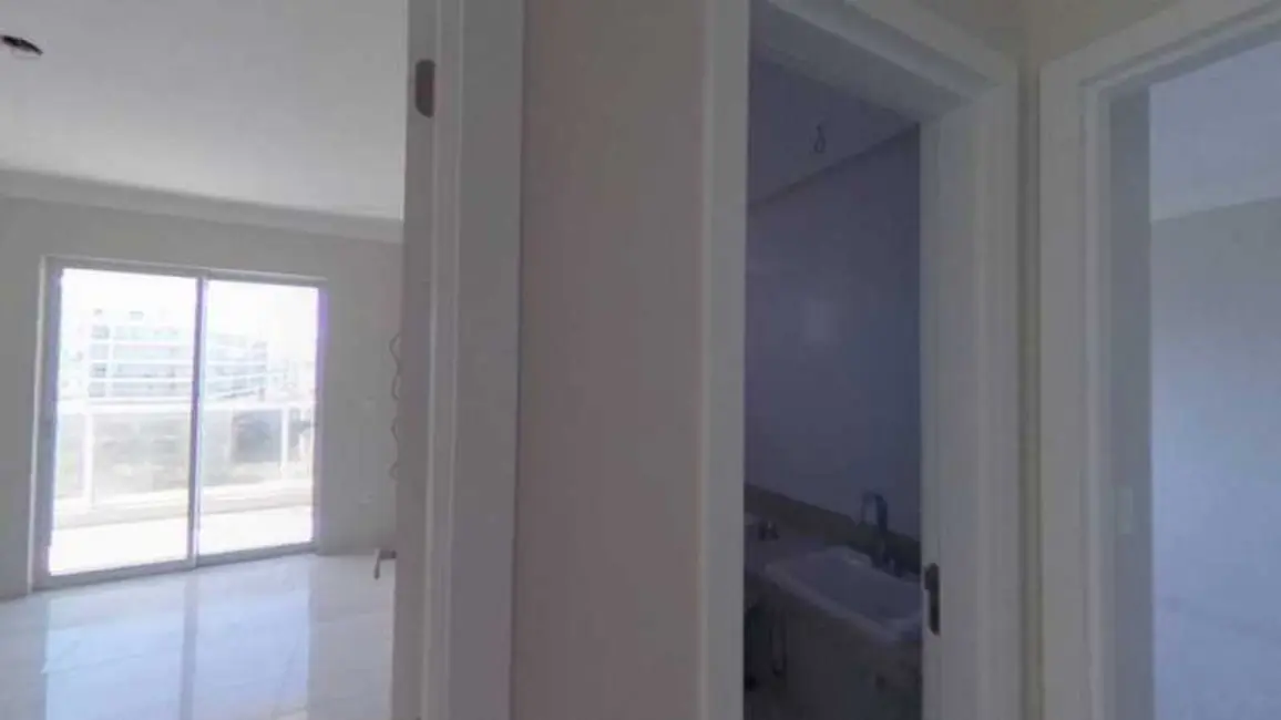 Foto 6 de Apartamento com 3 quartos à venda, 220m2 em Braga, Cabo Frio - RJ