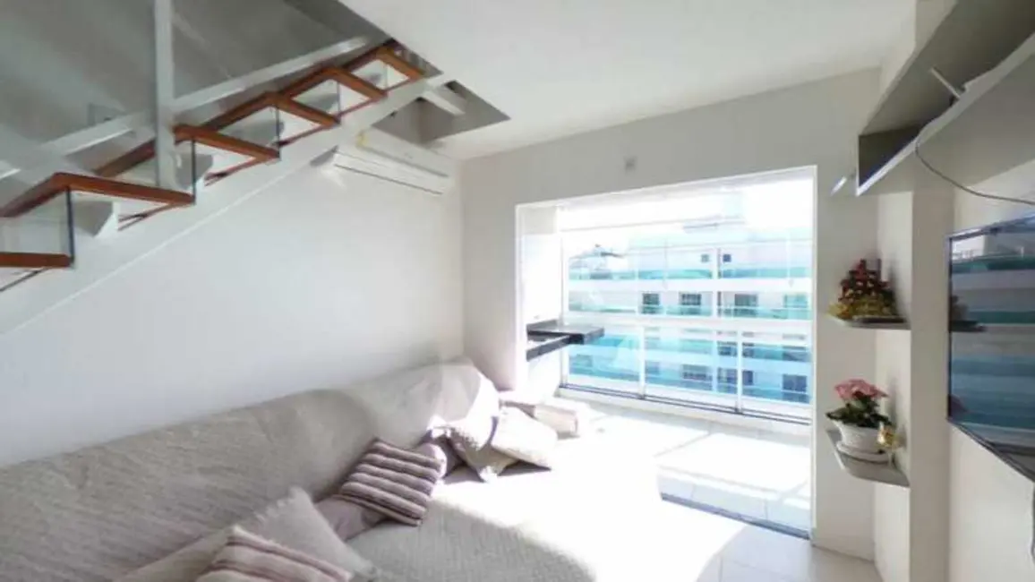 Foto 2 de Apartamento com 3 quartos à venda, 195m2 em Braga, Cabo Frio - RJ
