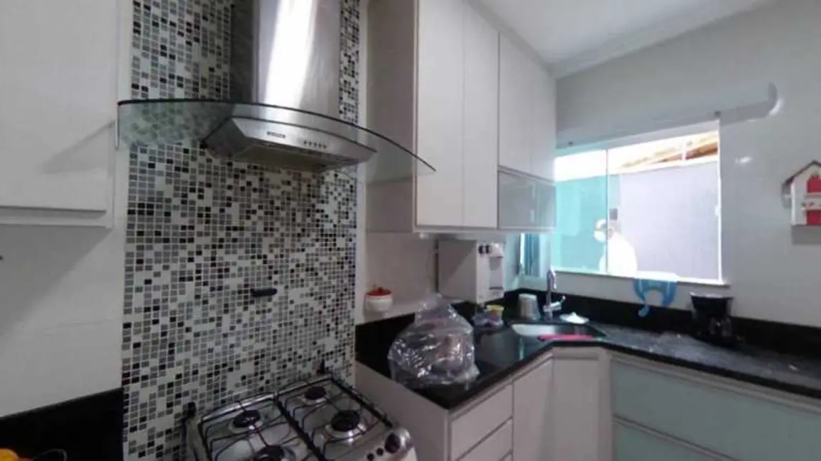 Casa com 4 quartos à venda, 101m2 em Palmeiras, Cabo Frio - RJ - imagem 5 Foto 5 de Casa com 4 quartos à venda, 101m2 em Palmeiras, Cabo Frio - RJ