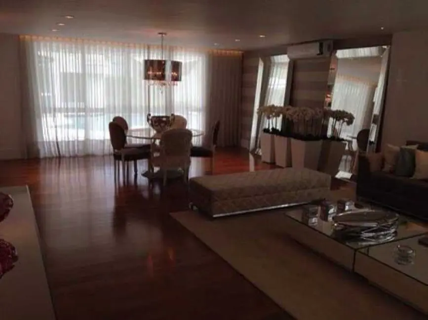 Foto 6 de Casa de Condomínio com 5 quartos à venda, 680m2 em Camboinhas, Niteroi - RJ