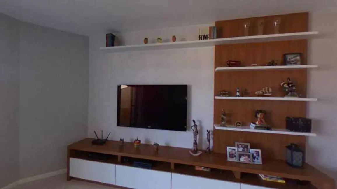 Foto 5 de Apartamento com 3 quartos à venda, 206m2 em Centro, Cabo Frio - RJ
