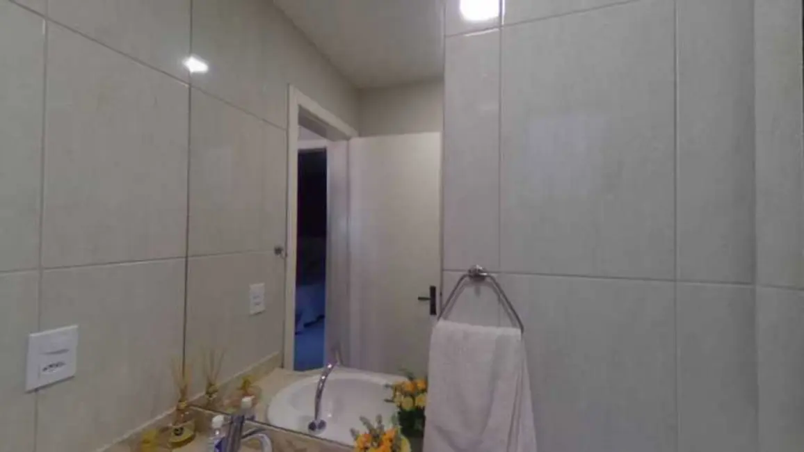 Foto 9 de Apartamento com 3 quartos à venda, 206m2 em Centro, Cabo Frio - RJ