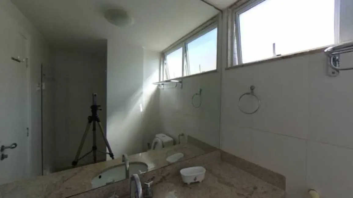 Foto 2 de Apartamento com 4 quartos à venda, 280m2 em Braga, Cabo Frio - RJ