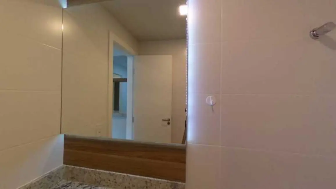 Apartamento com 1 quarto à venda, 56m2 em Centro, Cabo Frio - RJ - imagem 5 Foto 5 de Apartamento com 1 quarto à venda, 56m2 em Centro, Cabo Frio - RJ