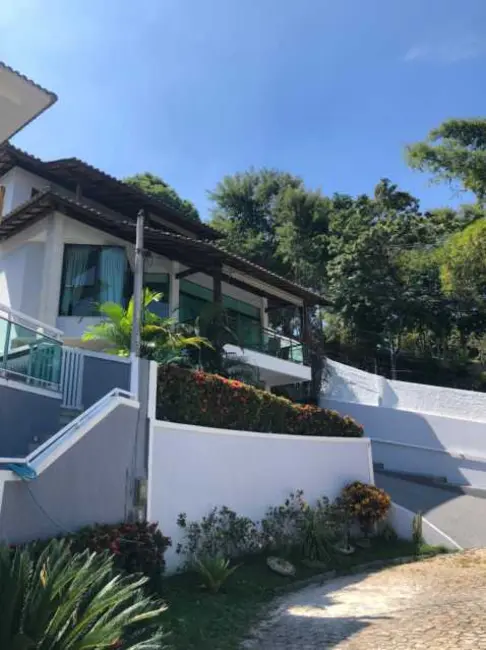 Foto 1 de Casa de Condomínio com 4 quartos à venda, 302m2 em Maria Paula, Niteroi - RJ