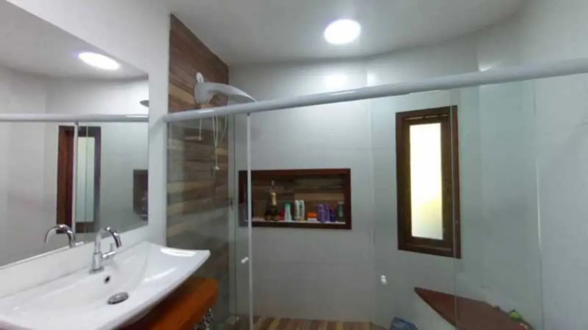 Foto 3 de Casa de Condomínio com 3 quartos à venda, 120m2 em Praia do Siqueira, Cabo Frio - RJ