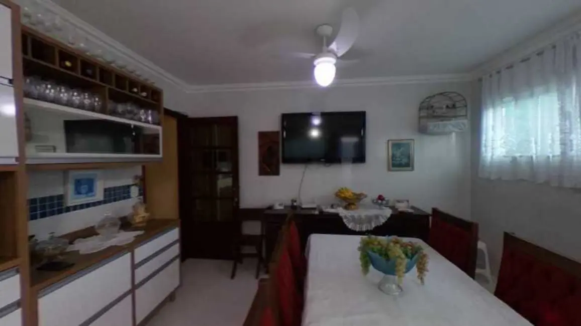 Foto 7 de Casa com 3 quartos à venda, 130m2 em Cabo Frio - RJ
