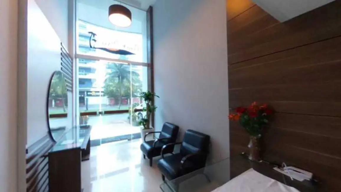 Foto 2 de Apartamento com 3 quartos à venda, 180m2 em Braga, Cabo Frio - RJ