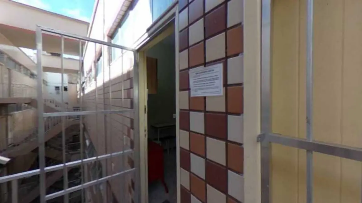 Apartamento com 2 quartos à venda, 55m2 em Centro, Cabo Frio - RJ - imagem 2 Foto 2 de Apartamento com 2 quartos à venda, 55m2 em Centro, Cabo Frio - RJ