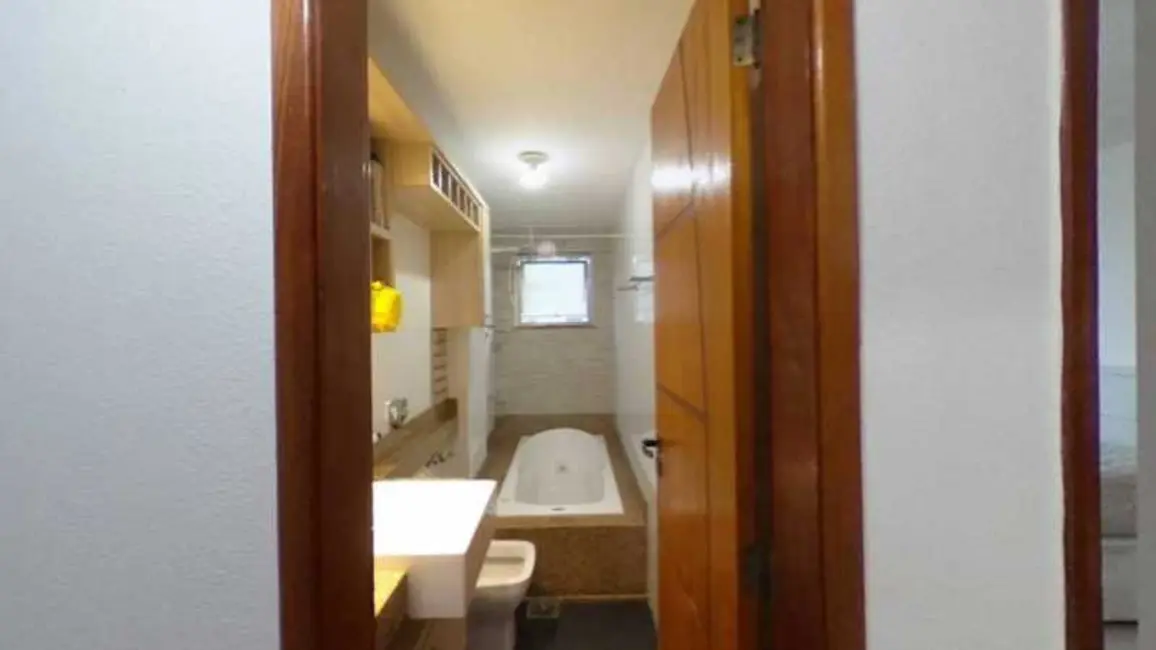 Foto 3 de Apartamento com 2 quartos à venda, 58m2 em Cabo Frio - RJ