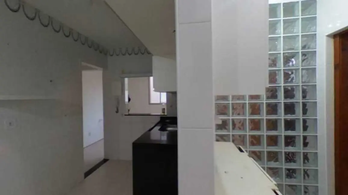 Foto 2 de Apartamento com 2 quartos à venda, 58m2 em Cabo Frio - RJ