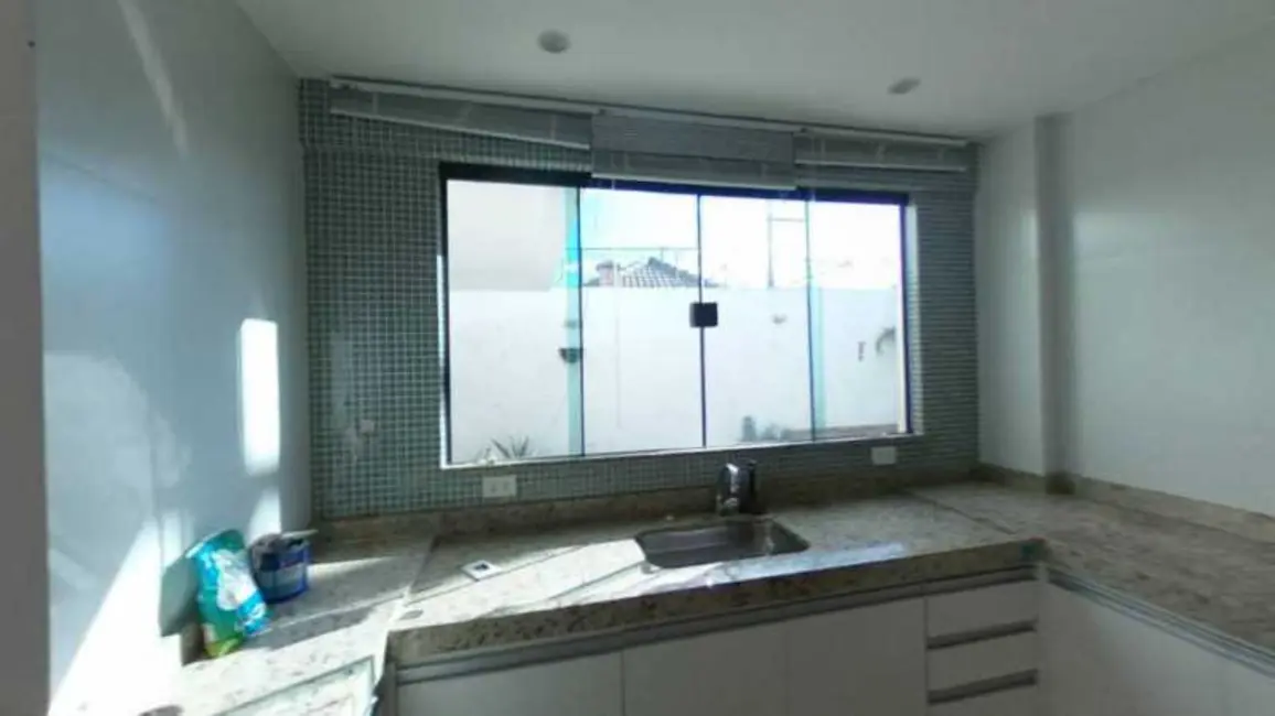 Foto 7 de Casa de Condomínio com 4 quartos à venda, 175m2 em Palmeiras, Cabo Frio - RJ