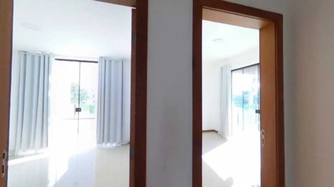 Foto 3 de Casa de Condomínio com 4 quartos à venda, 175m2 em Palmeiras, Cabo Frio - RJ