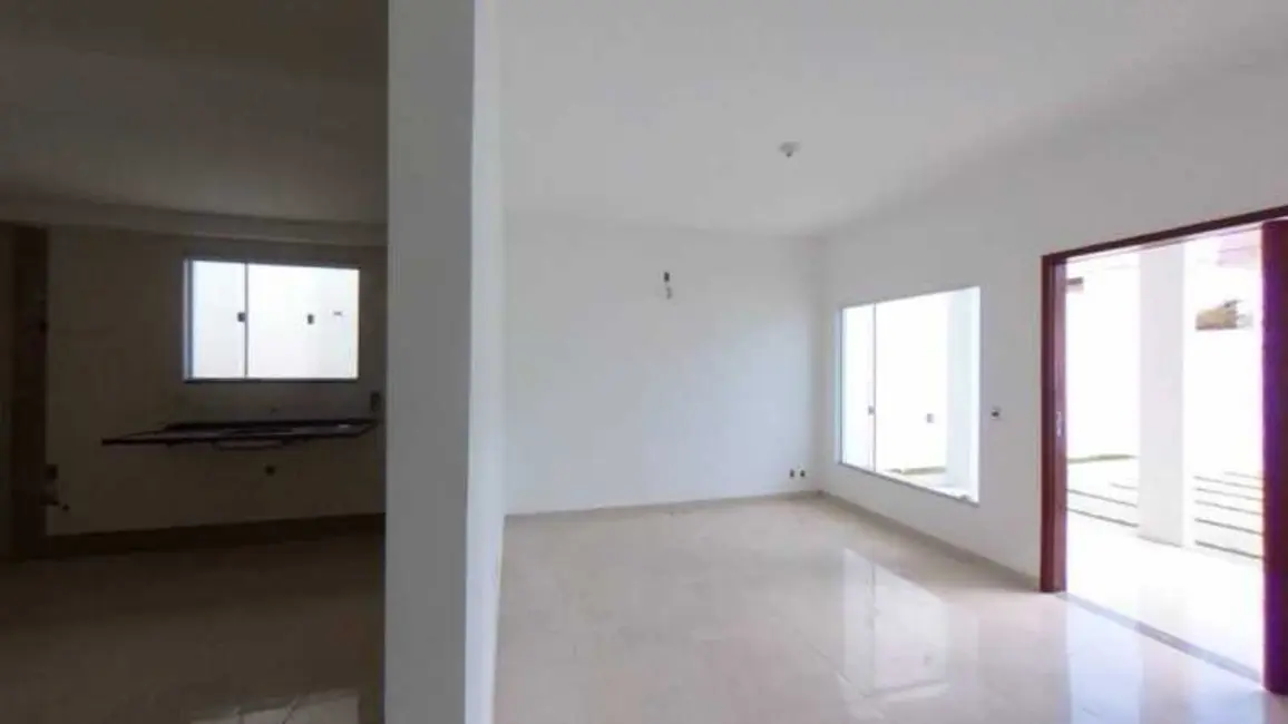 Foto 9 de Casa com 4 quartos à venda, 230m2 em Cabo Frio - RJ
